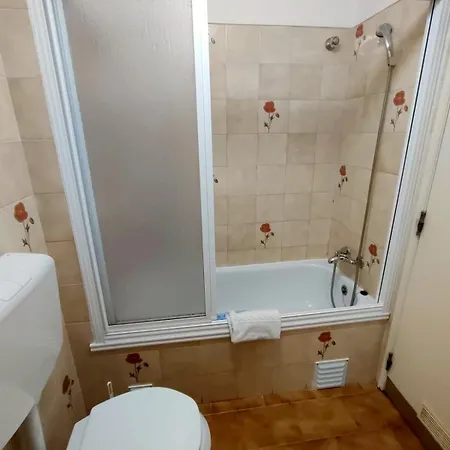 Apartment 3 Castelos Sea View Balcony Flat