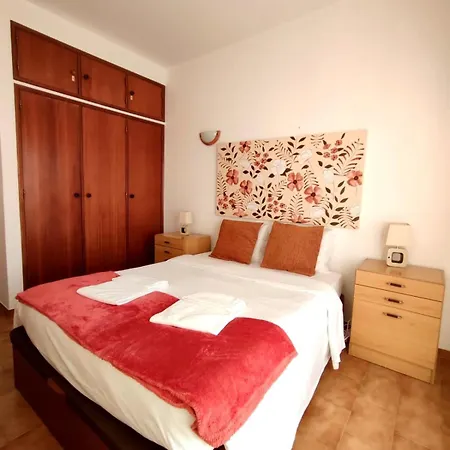 Apartment 3 Castelos Sea View Balcony Flat